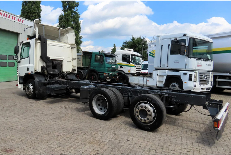 DAF CF 75.310 6x2 , DUTCH TRUCK, 4.20 wheelbasis - Châssis cabine: photos 5 DAF CF 75.310 6x2 , DUTCH TRUCK, 4.20 wheelbasis - Châssis cabine: photos 5