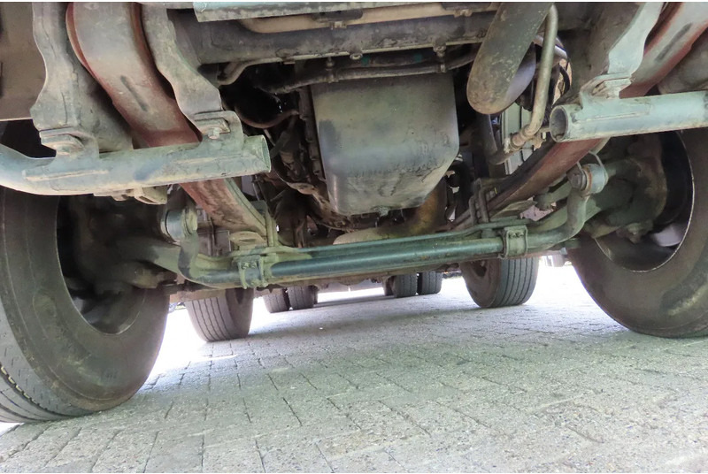 Camion citerne Iveco Eurotrakker 410 8x4. Light damages, 100% all working. 100% drivable: photos 16
