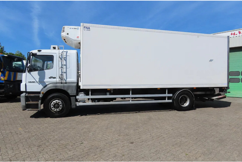 Mercedes-Benz Axor 1828 TK TS500, Lamberet. Very good condition - Camion frigorifique: photos 4 Mercedes-Benz Axor 1828 TK TS500, Lamberet. Very good condition - Camion frigorifique: photos 4