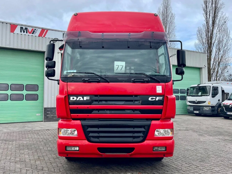 DAF CF 85.430 original Belgian truck! GREAT CONDITION! - Tracteur routier: photos 3 DAF CF 85.430 original Belgian truck! GREAT CONDITION! - Tracteur routier: photos 3