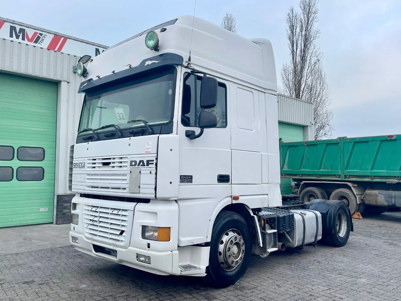DAF XF 95.430 Manual , EUR4 - Tracteur routier: photos 2 DAF XF 95.430 Manual , EUR4 - Tracteur routier: photos 2