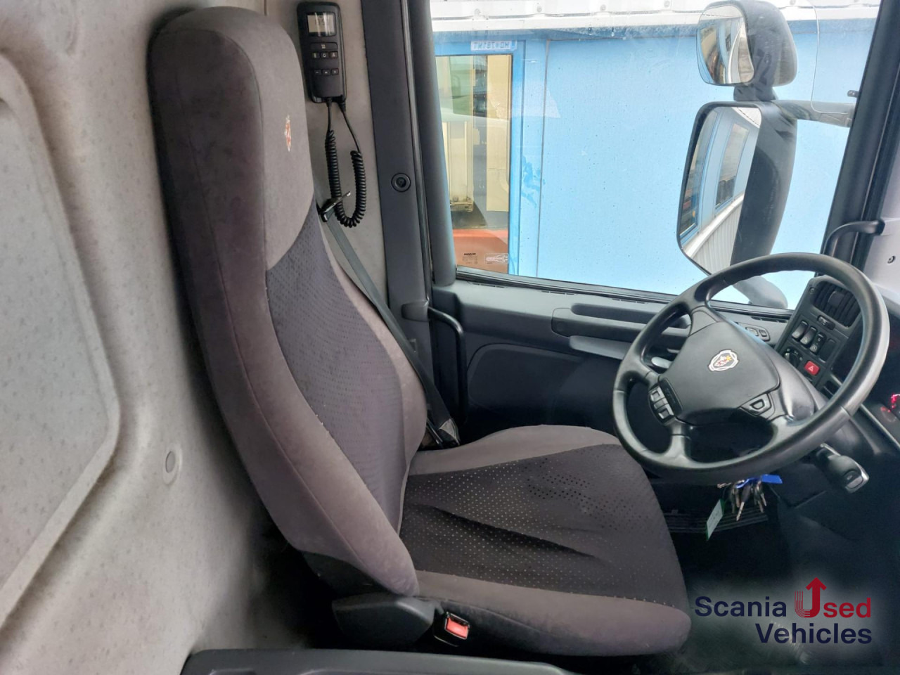 SCANIA P 280 DB4x2MNA Koffer Ladebordwand - Camion fourgon: photos 2 SCANIA P 280 DB4x2MNA Koffer Ladebordwand - Camion fourgon: photos 2