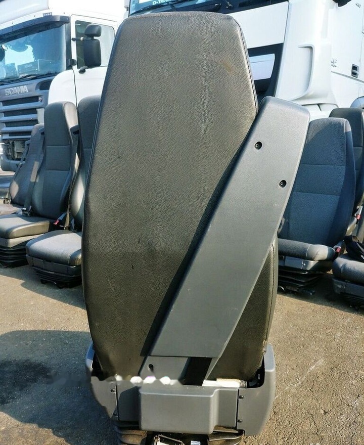Scania PNEUMATIC DRIVERS RIGHT SIDE AIR - Siège pour Camion: photos 5 Scania PNEUMATIC DRIVERS RIGHT SIDE AIR - Siège pour Camion: photos 5