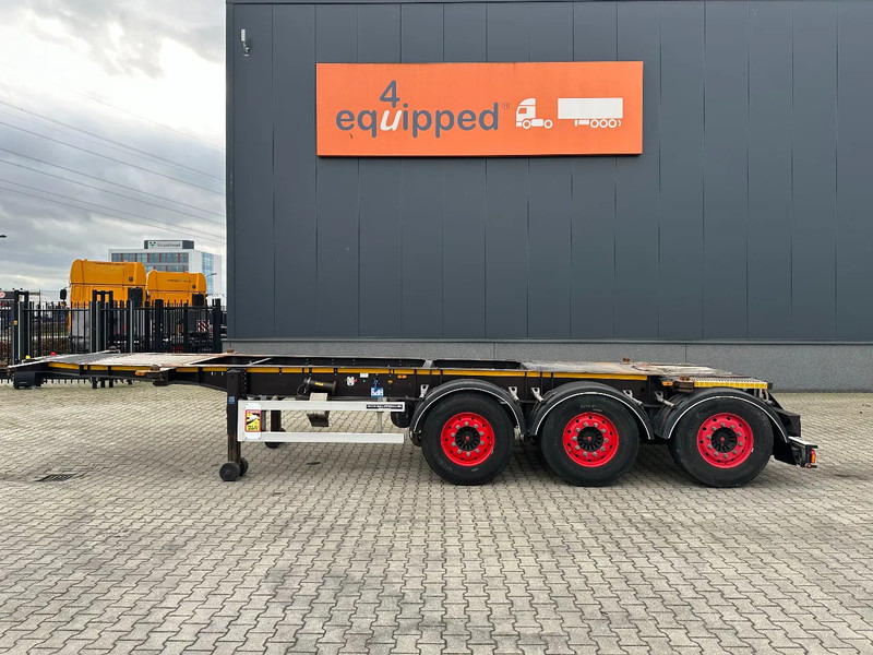 Burg 20FT ADR (EX/II, EX/III, FL, AT) Chassis, Empty weight : 3.690kg, SAF INTRADISC, 2x Liftaxle, NL-chassis - Semi-remorque porte-conteneur/ Caisse mobile: photos 2 Burg 20FT ADR (EX/II, EX/III, FL, AT) Chassis, Empty weight : 3.690kg, SAF INTRADISC, 2x Liftaxle, NL-chassis - Semi-remorque porte-conteneur/ Caisse mobile: photos 2