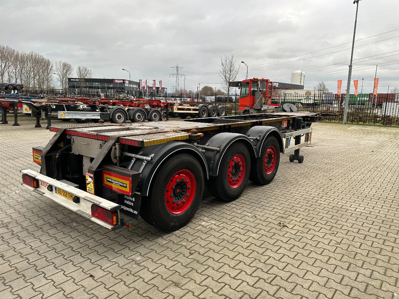 Burg 20FT ADR (EX/II, EX/III, FL, AT) Chassis, Leergewicht : 3.690kg, SAF INTRADISC, 2x Liftachse, NL-Chassis - Semi-remorque porte-conteneur/ Caisse mobile: photos 3 Burg 20FT ADR (EX/II, EX/III, FL, AT) Chassis, Leergewicht : 3.690kg, SAF INTRADISC, 2x Liftachse, NL-Chassis - Semi-remorque porte-conteneur/ Caisse mobile: photos 3