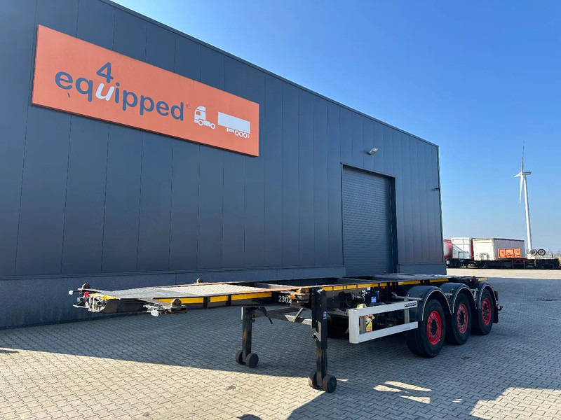 Burg 20FT ADR (EX/II, EX/III, FL, AT), empty weight: 3.690kg, SAF INTRADISC, 2x liftaxle, ALCOA, NL-Chassis - Semi-remorque porte-conteneur/ Caisse mobile: photos 1 Burg 20FT ADR (EX/II, EX/III, FL, AT), empty weight: 3.690kg, SAF INTRADISC, 2x liftaxle, ALCOA, NL-Chassis - Semi-remorque porte-conteneur/ Caisse mobile: photos 1