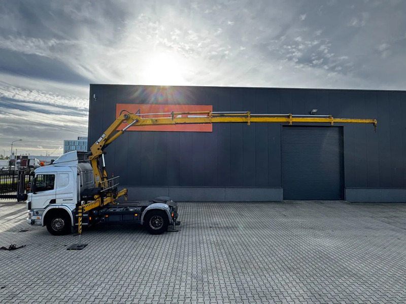 Scania P114-340 + HIAB 19-5 crane + remote / Euro-3 / 3 pedals / NL-truck / APK: 12-2025 - Camion grue: photos 5 Scania P114-340 + HIAB 19-5 crane + remote / Euro-3 / 3 pedals / NL-truck / APK: 12-2025 - Camion grue: photos 5