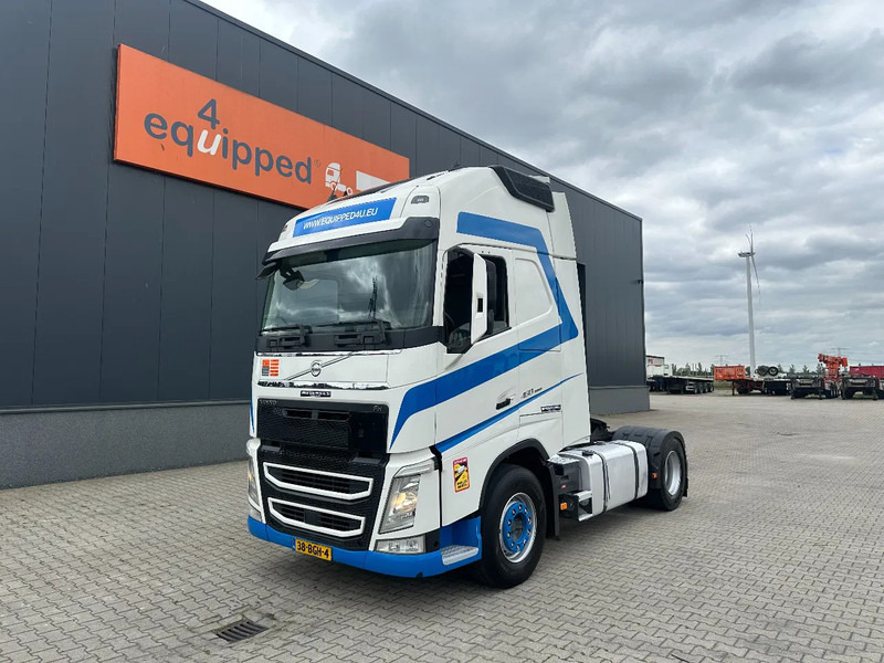 Volvo FH FH13-460 Globetrotter XL, EURO-6, 881.147km, NL-truck, APK: 09/2025 - Tracteur routier: photos 1 Volvo FH FH13-460 Globetrotter XL, EURO-6, 881.147km, NL-truck, APK: 09/2025 - Tracteur routier: photos 1