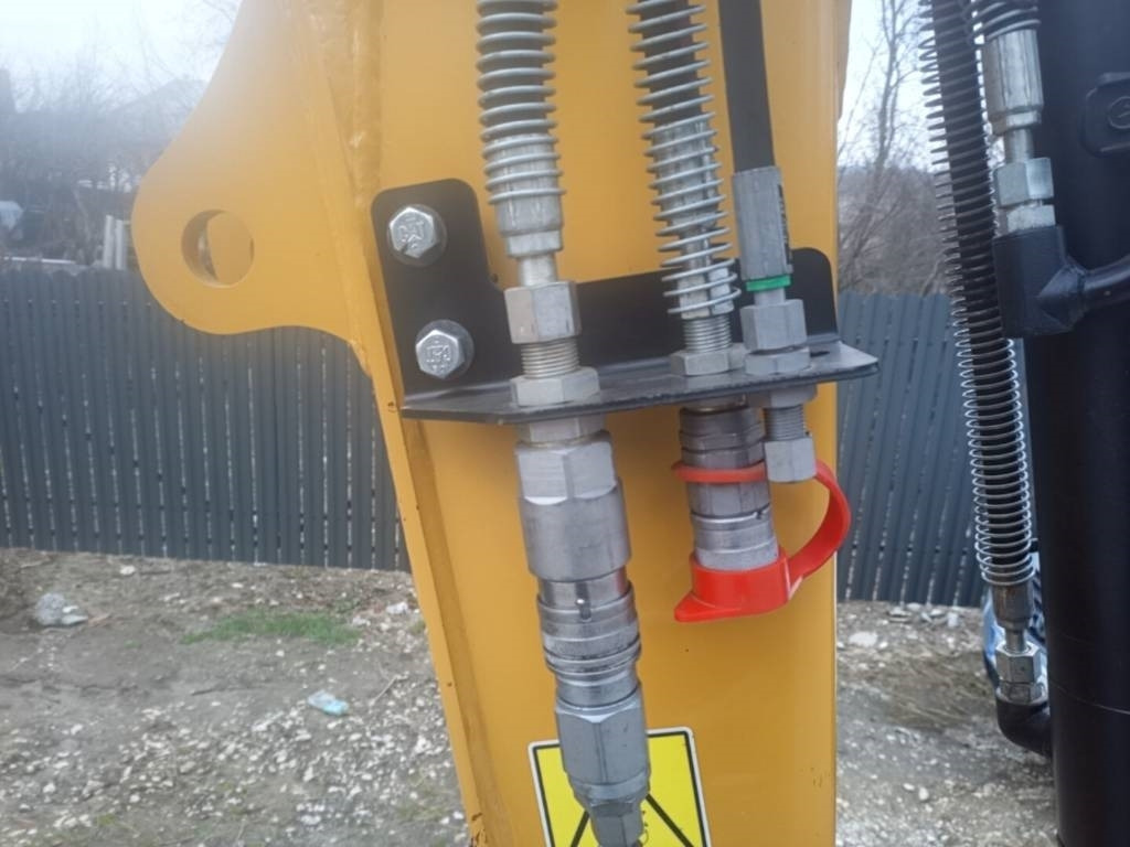 CATERPILLAR 303 ECR - Pelle sur chenille: photos 5 CATERPILLAR 303 ECR - Pelle sur chenille: photos 5