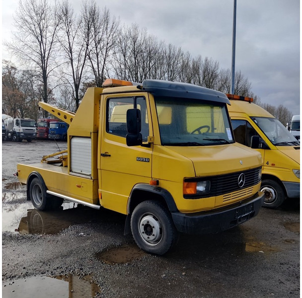 Mercedes-Benz 609 - Camion porte-voitures: photos 3 Mercedes-Benz 609 - Camion porte-voitures: photos 3