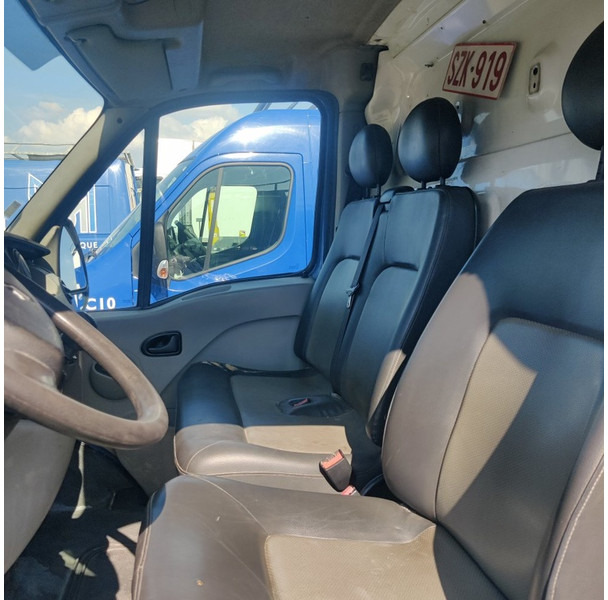 Renault Master - Fourgon utilitaire: photos 4 Renault Master - Fourgon utilitaire: photos 4