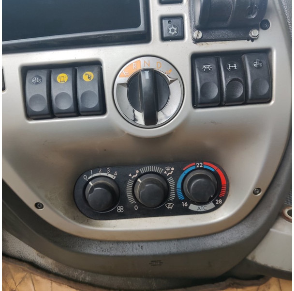 Tracteur routier DAF 105.510: photos 13