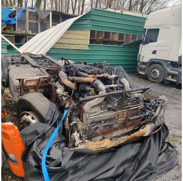 DAF CF-440-MOTOR-PIECES - Tracteur routier: photos 2 DAF CF-440-MOTOR-PIECES - Tracteur routier: photos 2