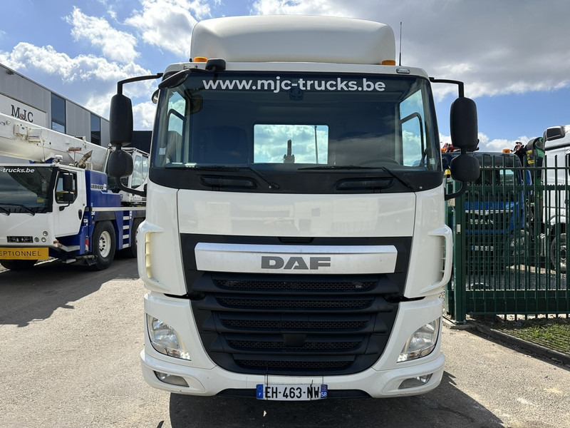 DAF CF 460 4x2 19T MARREL ABROLLKIPPER HAKEN - 5.10M + 1.30M Ausziehbarer Stoßstange - EURO 6 - 13L ENGINE - ZF AUTO - Camion ampliroll: photos 2 DAF CF 460 4x2 19T MARREL ABROLLKIPPER HAKEN - 5.10M + 1.30M Ausziehbarer Stoßstange - EURO 6 - 13L ENGINE - ZF AUTO - Camion ampliroll: photos 2