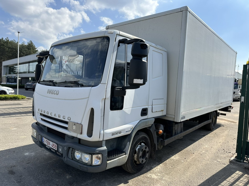 Iveco EUROCARGO 80E18 CLOSED BOX 6m00 x 2m49 x 2m37 - EURO 5 - *176.000km* - TAILLIFT - MANUAL - BE TRUCK - Camion fourgon: photos 3 Iveco EUROCARGO 80E18 CLOSED BOX 6m00 x 2m49 x 2m37 - EURO 5 - *176.000km* - TAILLIFT - MANUAL - BE TRUCK - Camion fourgon: photos 3