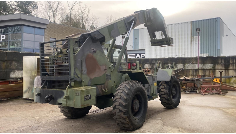 JLG SKYTRAK 6000M 2.7T - 9m - 317h !!! - 6 CYL CUMMINS engine - TOP CONDITION - Chariot télescopique: photos 5 JLG SKYTRAK 6000M 2.7T - 9m - 317h !!! - 6 CYL CUMMINS engine - TOP CONDITION - Chariot télescopique: photos 5