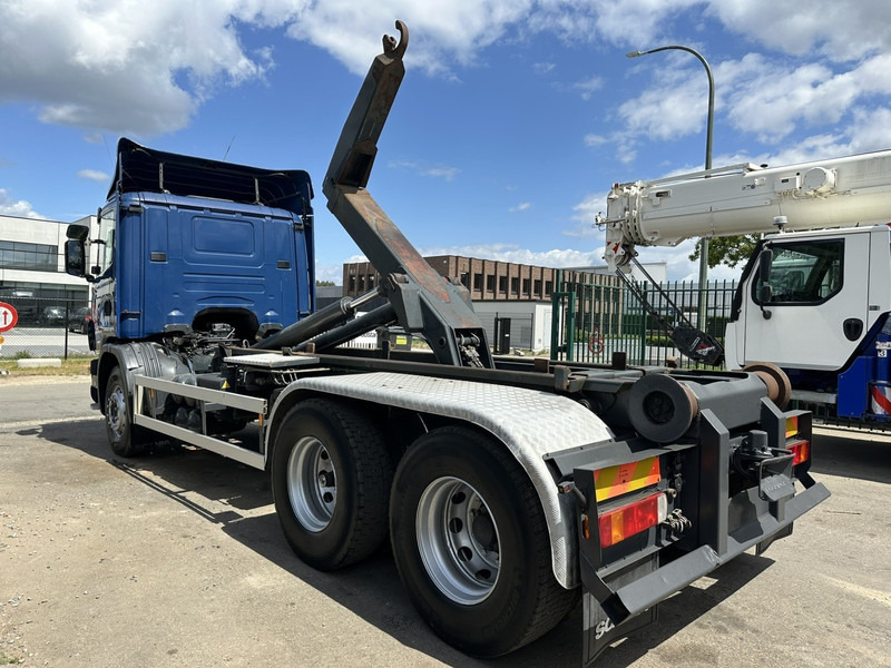 Scania 124L-420 6x2 HOOKLIFT VDL 20T - STEEL SPRING / BALLESTAS / BLATT - MANUAL - MECHANICAL PUMP - 10 TIRES DOUBLE WHEELS - Camion ampliroll: photos 4 Scania 124L-420 6x2 HOOKLIFT VDL 20T - STEEL SPRING / BALLESTAS / BLATT - MANUAL - MECHANICAL PUMP - 10 TIRES DOUBLE WHEELS - Camion ampliroll: photos 4