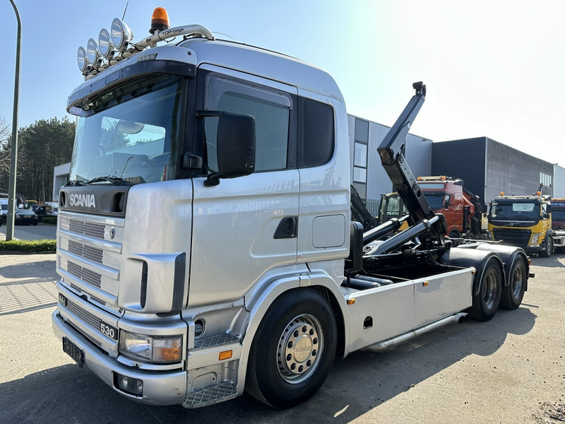 Scania 144G-530 V8 6x4 HOOKLIFT 20T MEILLER -VOL LUCHT - OPTI-CRUISE - CR19 SLAAPCABINE - Camion ampliroll: photos 3 Scania 144G-530 V8 6x4 HOOKLIFT 20T MEILLER -VOL LUCHT - OPTI-CRUISE - CR19 SLAAPCABINE - Camion ampliroll: photos 3