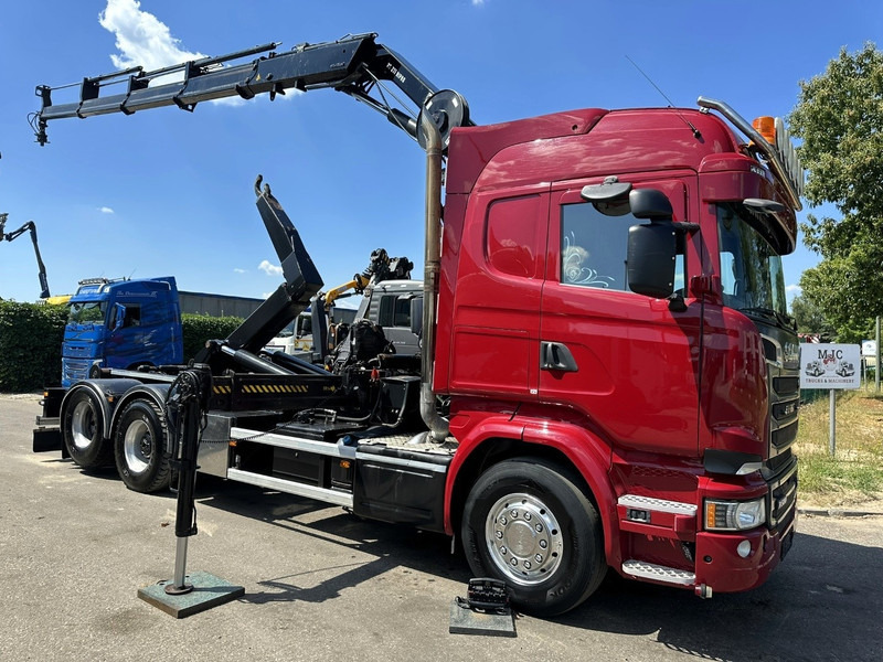 Scania R580 6X2 V8 HOOKLIFT + CRANE HIAB 211 E-4 HIPRO - ROTATOR - RETARDER - ALCOA ALU - RADIO - NL TRUCK - Camion ampliroll, Camion grue: photos 1 Scania R580 6X2 V8 HOOKLIFT + CRANE HIAB 211 E-4 HIPRO - ROTATOR - RETARDER - ALCOA ALU - RADIO - NL TRUCK - Camion ampliroll, Camion grue: photos 1