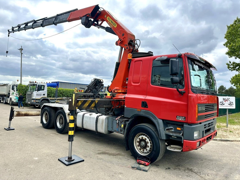 DAF 85 CF 430 6x4 TRACTOR + CRANE PK 32.000 F (7x) + WINCH - EURO 2 - MANUAL ZF - HUB REDUCTION / STEEL SPRING - BE TRUCK - Tracteur routier: photos 2 DAF 85 CF 430 6x4 TRACTOR + CRANE PK 32.000 F (7x) + WINCH - EURO 2 - MANUAL ZF - HUB REDUCTION / STEEL SPRING - BE TRUCK - Tracteur routier: photos 2