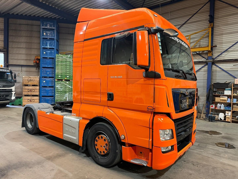 MAN TGA 18.460 XLX BLS - *507.000km* - 13L MOTOR - FULL SPOILERS / SIDESKIRTS / FRIGO - BE TRUCK - Tracteur routier: photos 1 MAN TGA 18.460 XLX BLS - *507.000km* - 13L MOTOR - FULL SPOILERS / SIDESKIRTS / FRIGO - BE TRUCK - Tracteur routier: photos 1