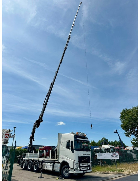 Volvo FH 420 8x4 TRIDEM KRAANWAGEN + (26m!) HIAB 408 E-8 + 2 ME HIPRO + WINCH - 63.000km ONLY - CREWCAB 4 SEATER - PLATFORM 7m - TOP CONDITION - Camion plateau, Camion grue: photos 3 Volvo FH 420 8x4 TRIDEM KRAANWAGEN + (26m!) HIAB 408 E-8 + 2 ME HIPRO + WINCH - 63.000km ONLY - CREWCAB 4 SEATER - PLATFORM 7m - TOP CONDITION - Camion plateau, Camion grue: photos 3