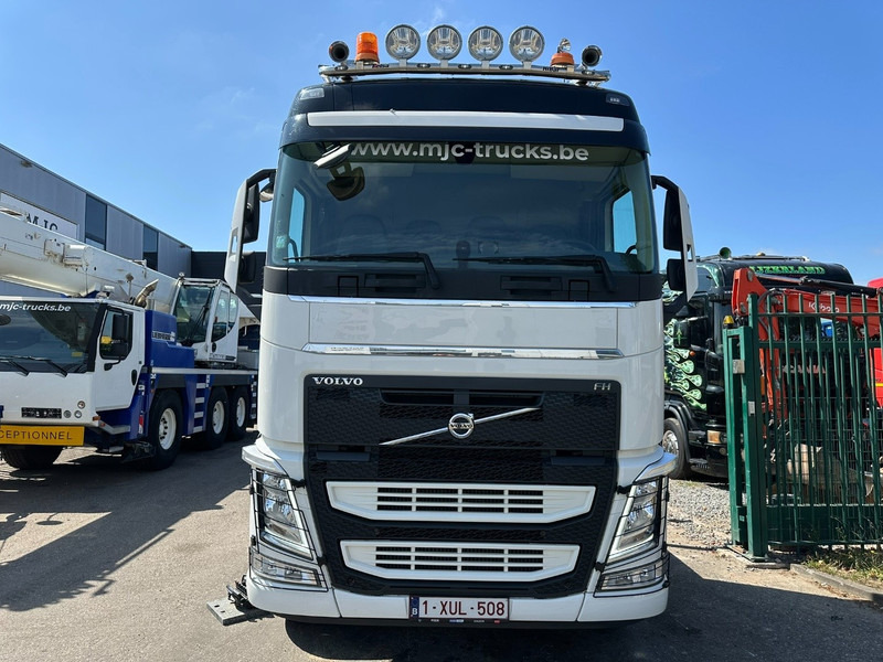 Volvo FH 420 8x4 TRIDEM KRAANWAGEN + (26m!) HIAB 408 E-8 + 2 ME HIPRO + WINCH - 63.000km ONLY - CREWCAB 4 SEATER - PLATFORM 7m - TOP CONDITION - Camion plateau, Camion grue: photos 4 Volvo FH 420 8x4 TRIDEM KRAANWAGEN + (26m!) HIAB 408 E-8 + 2 ME HIPRO + WINCH - 63.000km ONLY - CREWCAB 4 SEATER - PLATFORM 7m - TOP CONDITION - Camion plateau, Camion grue: photos 4