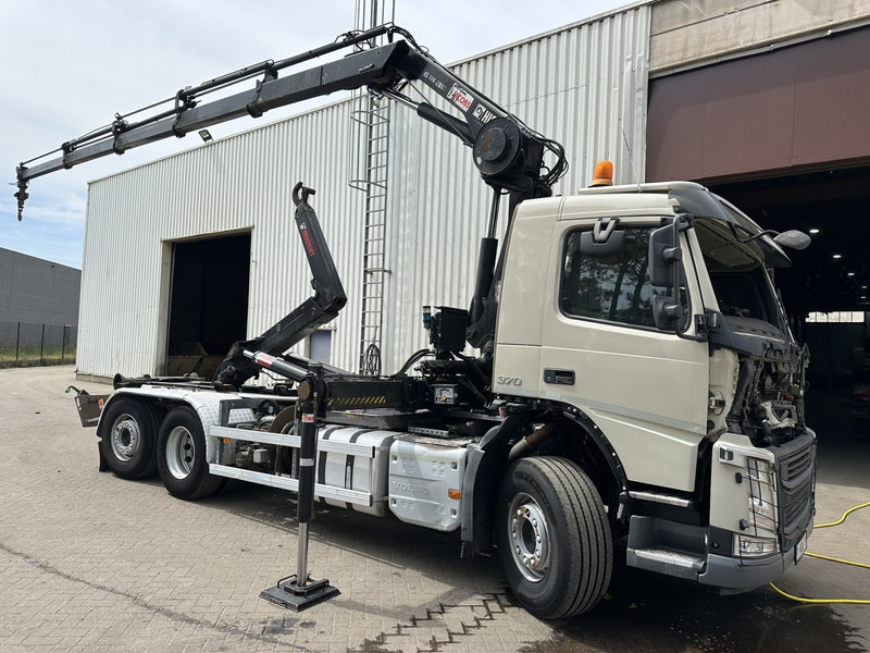Volvo FM 370 6x2 HOOKLIFT 21T + CRANE HIAB 144 E-4 HIDUO - ENGINE / GEARBOX OK - CHASSIS OK - RUNNING + DRIVING - BE TRUCK - Camion ampliroll, Camion grue: photos 1 Volvo FM 370 6x2 HOOKLIFT 21T + CRANE HIAB 144 E-4 HIDUO - ENGINE / GEARBOX OK - CHASSIS OK - RUNNING + DRIVING - BE TRUCK - Camion ampliroll, Camion grue: photos 1
