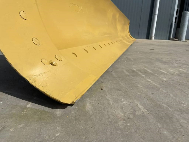 Cat 140K Moldboard - Lame pour Engins de chantier: photos 4 Cat 140K Moldboard - Lame pour Engins de chantier: photos 4