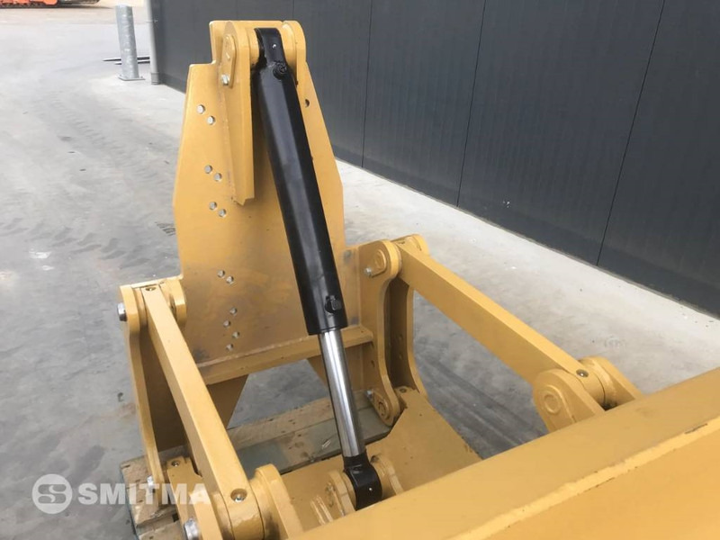 Cat 160H - Lame pour Engins de chantier: photos 4 Cat 160H - Lame pour Engins de chantier: photos 4