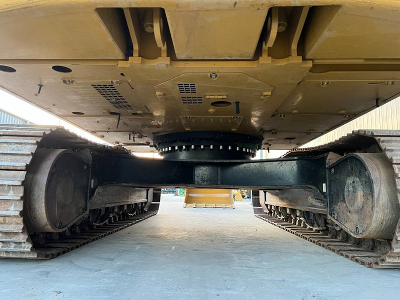 Cat 323F L - Pelle sur chenille: photos 5 Cat 323F L - Pelle sur chenille: photos 5