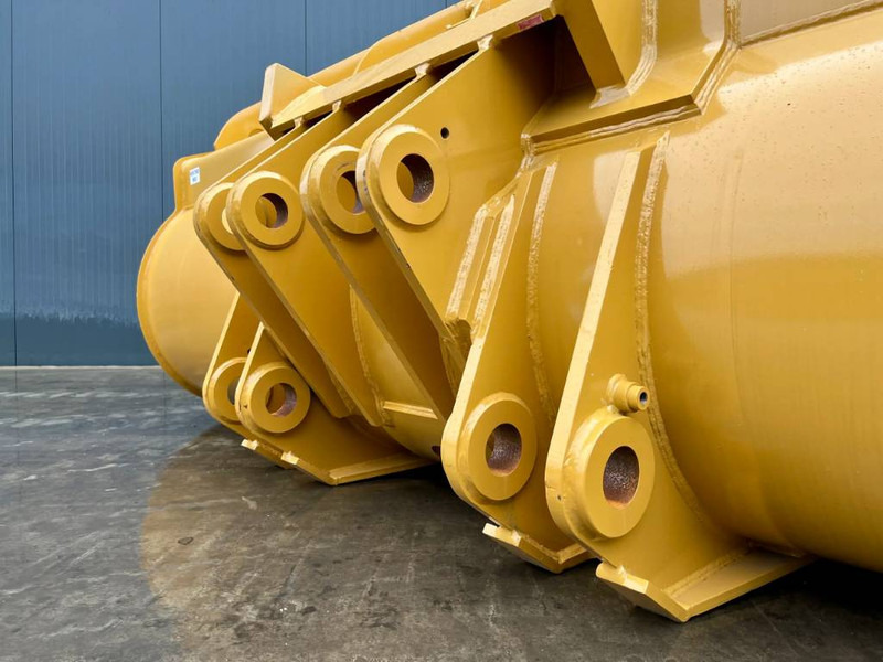 Cat 980K incl. cutting edge + side protectors - Godet pour Engins de chantier: photos 4 Cat 980K incl. cutting edge + side protectors - Godet pour Engins de chantier: photos 4