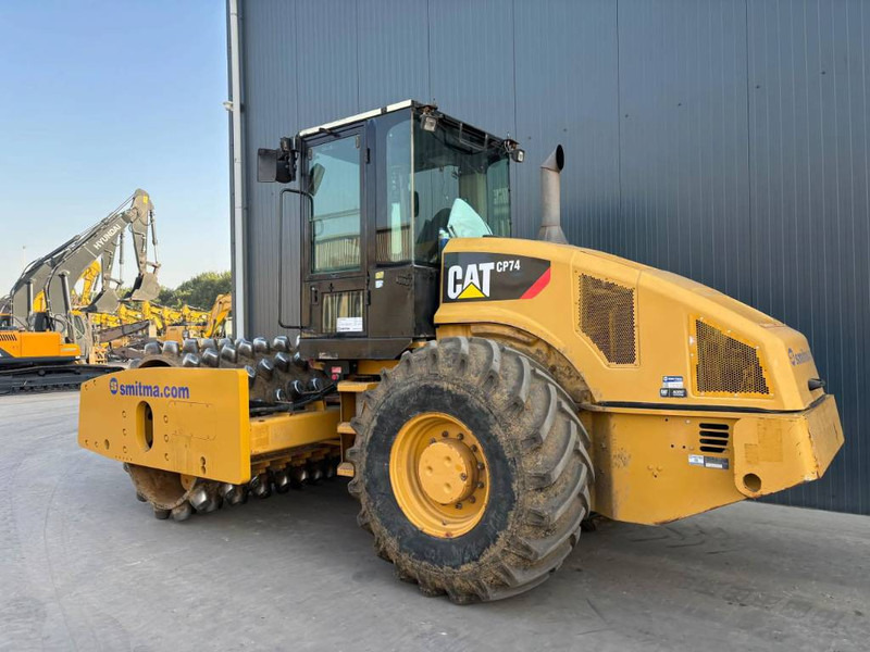 Cat CP74 - Compacteur: photos 2 Cat CP74 - Compacteur: photos 2
