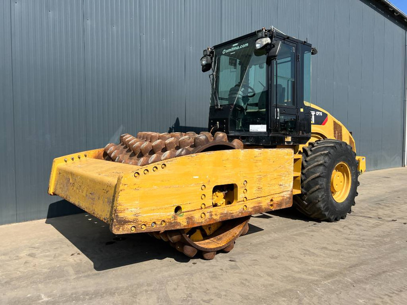 Compacteur Cat CP76: photos 1