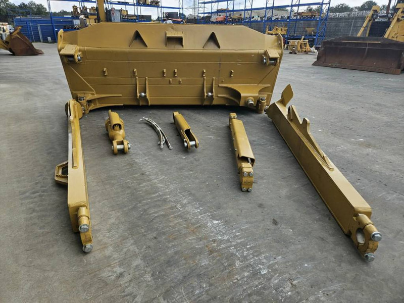 Cat D8R - Lame pour Engins de chantier: photos 5 Cat D8R - Lame pour Engins de chantier: photos 5