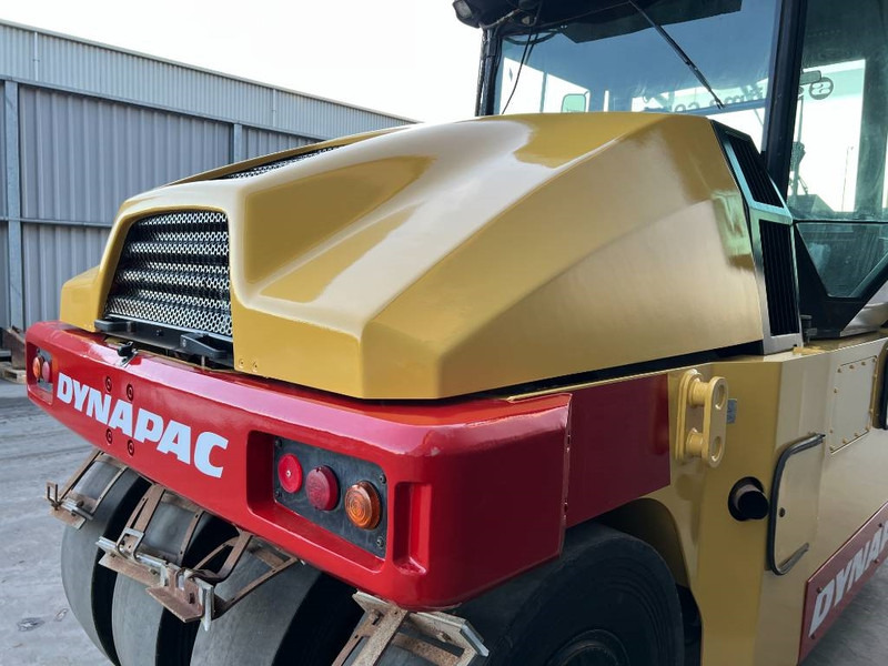 Dynapac CP224 - Compacteur à pneus: photos 5 Dynapac CP224 - Compacteur à pneus: photos 5
