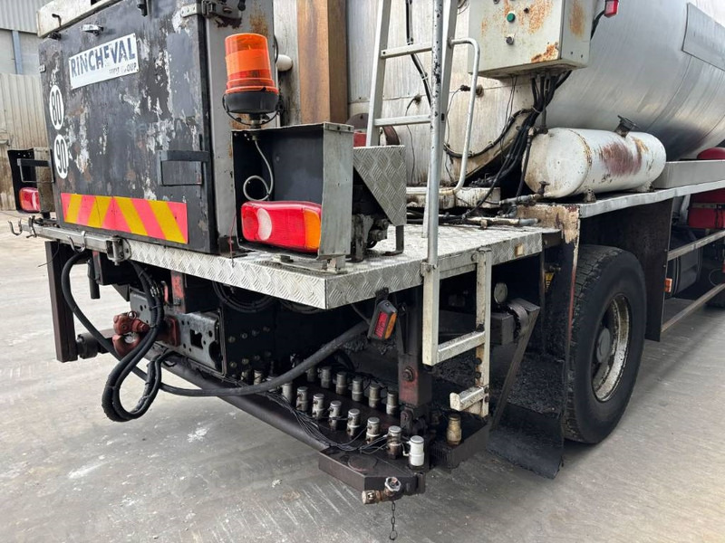 Engins de chantier Renault Rincheval - 9.000 Liter: photos 12
