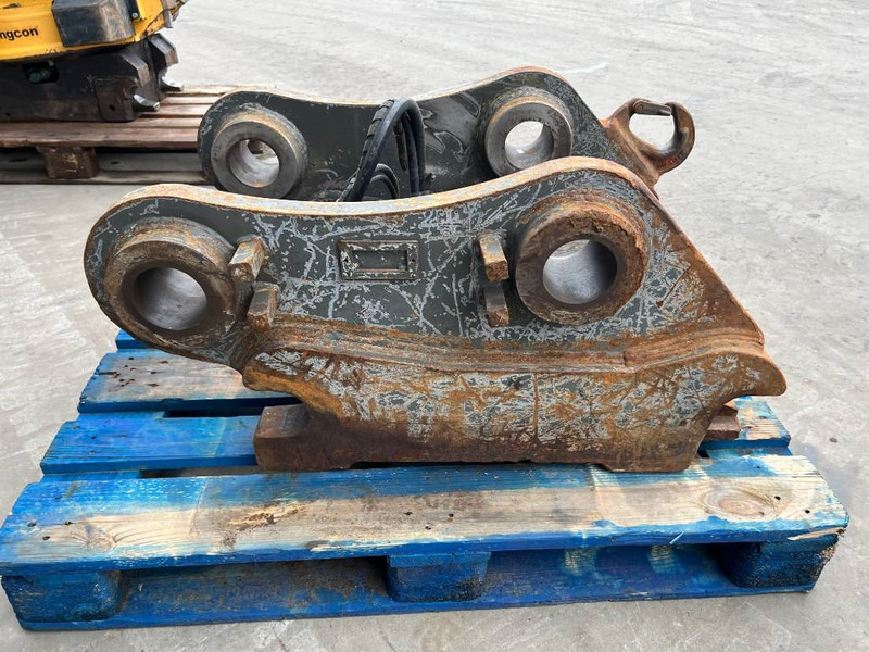 Gjerstad S80 - 329E - Attache rapide pour Engins de chantier: photos 4 Gjerstad S80 - 329E - Attache rapide pour Engins de chantier: photos 4