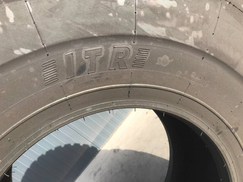 ITR 17.5R25 - Pneus et jantes pour Engins de chantier: photos 5 ITR 17.5R25 - Pneus et jantes pour Engins de chantier: photos 5