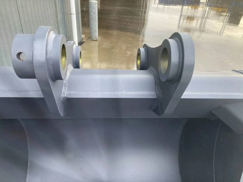 Komatsu PC390 - Godet pour Engins de chantier: photos 3 Komatsu PC390 - Godet pour Engins de chantier: photos 3