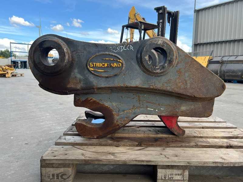 Miller Caterpillar 325 / 329 Geith - Attache rapide pour Engins de chantier: photos 4 Miller Caterpillar 325 / 329 Geith - Attache rapide pour Engins de chantier: photos 4
