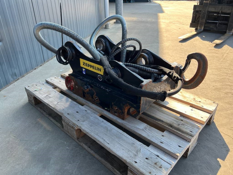 OilQuick OQ65 - 311F / 313F / 315F - Attache rapide pour Engins de chantier: photos 3 OilQuick OQ65 - 311F / 313F / 315F - Attache rapide pour Engins de chantier: photos 3