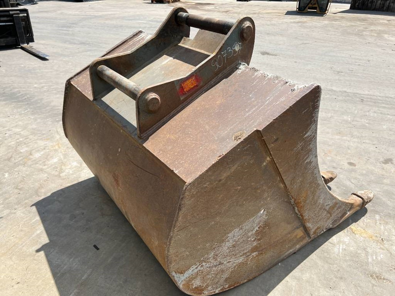 OilQuick OQ70/55 - Godet pour Engins de chantier: photos 4 OilQuick OQ70/55 - Godet pour Engins de chantier: photos 4