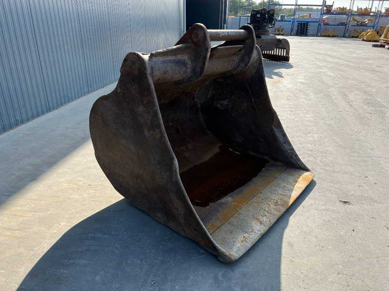 OilQuick OQ70/55 - Godet pour Engins de chantier: photos 3 OilQuick OQ70/55 - Godet pour Engins de chantier: photos 3