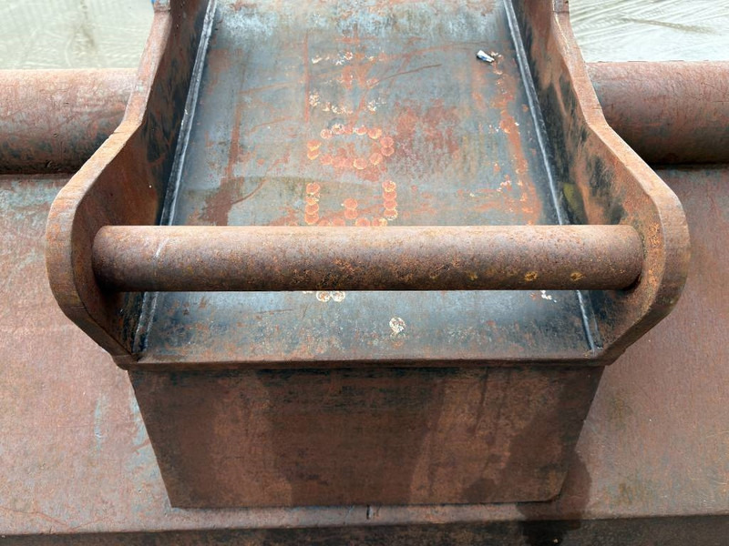 Godet pour Engins de chantier OilQuick OQ70/55: photos 8