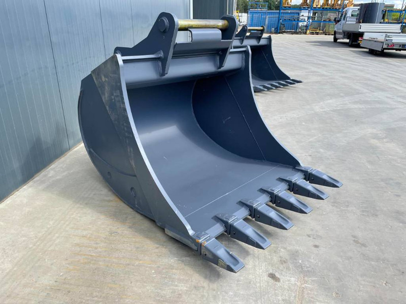 OilQuick OQ80 - Godet pour Engins de chantier: photos 2 OilQuick OQ80 - Godet pour Engins de chantier: photos 2