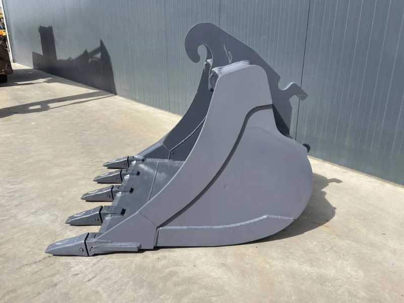 Smitma CW30 1.20m - Godet pour Engins de chantier: photos 5 Smitma CW30 1.20m - Godet pour Engins de chantier: photos 5