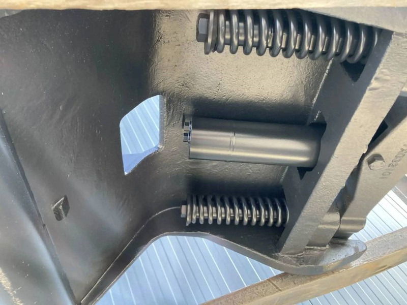 Smitma CW40 - Crafthook - CB - Attache rapide pour Engins de chantier: photos 4 Smitma CW40 - Crafthook - CB - Attache rapide pour Engins de chantier: photos 4