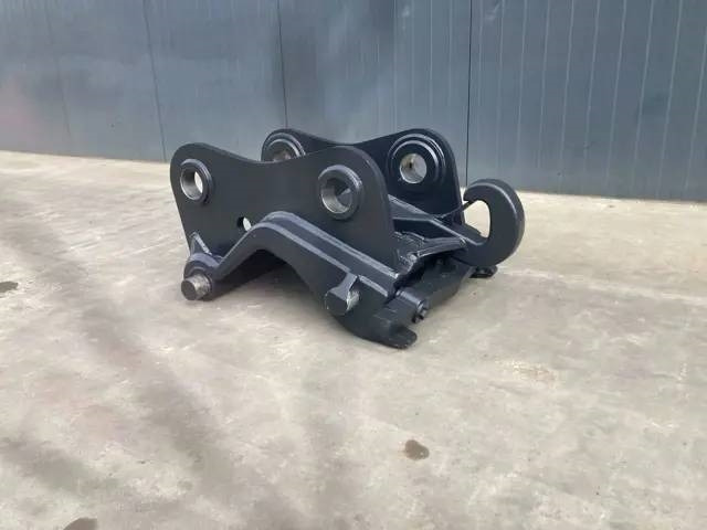 Smitma CW40 - PC210 - Attache rapide pour Engins de chantier: photos 2 Smitma CW40 - PC210 - Attache rapide pour Engins de chantier: photos 2