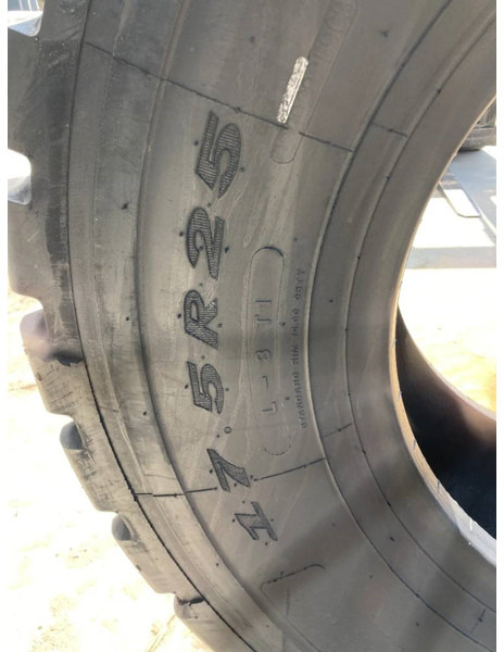 TRIANGLE 17.5R25 - Pneus et jantes pour Engins de chantier: photos 4 TRIANGLE 17.5R25 - Pneus et jantes pour Engins de chantier: photos 4